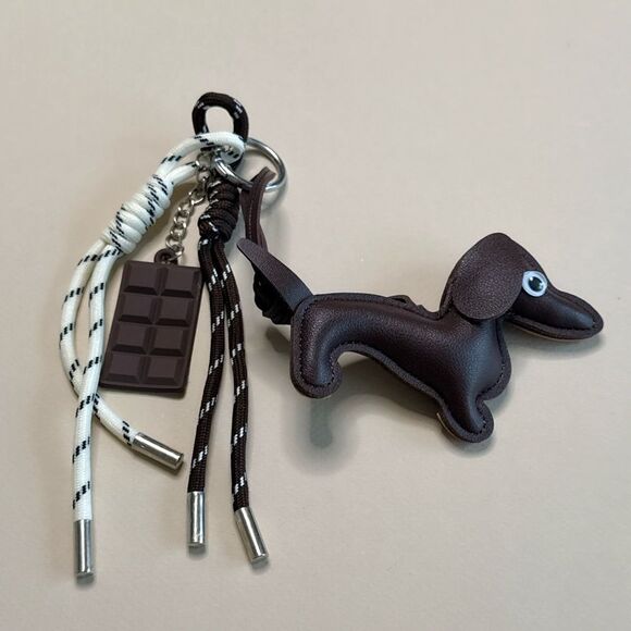 Brown Dachshund Keychain S1064 - Picture 2 of 3